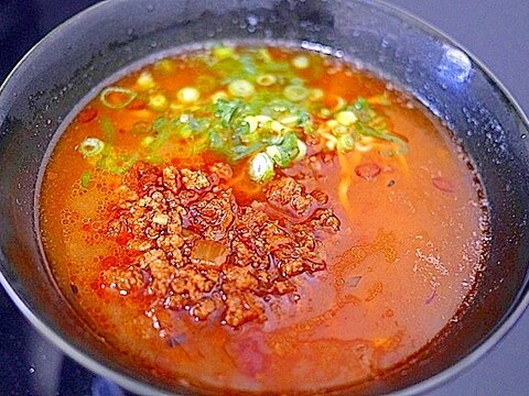 簡単でうまい！　インスタントラーメンで作る担々麺